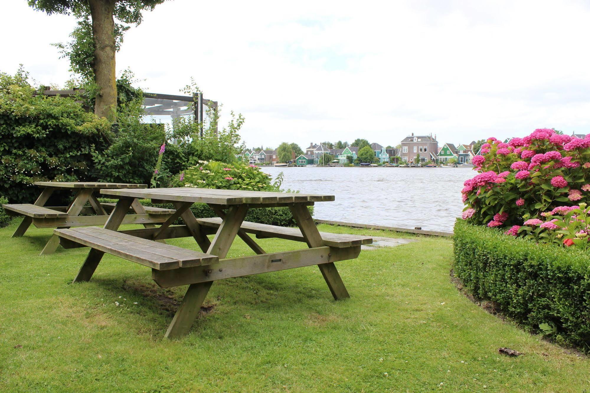 Stay Overnight At Windmill Village Zaanse Schans - Amsterdam Заандам Екстериор снимка