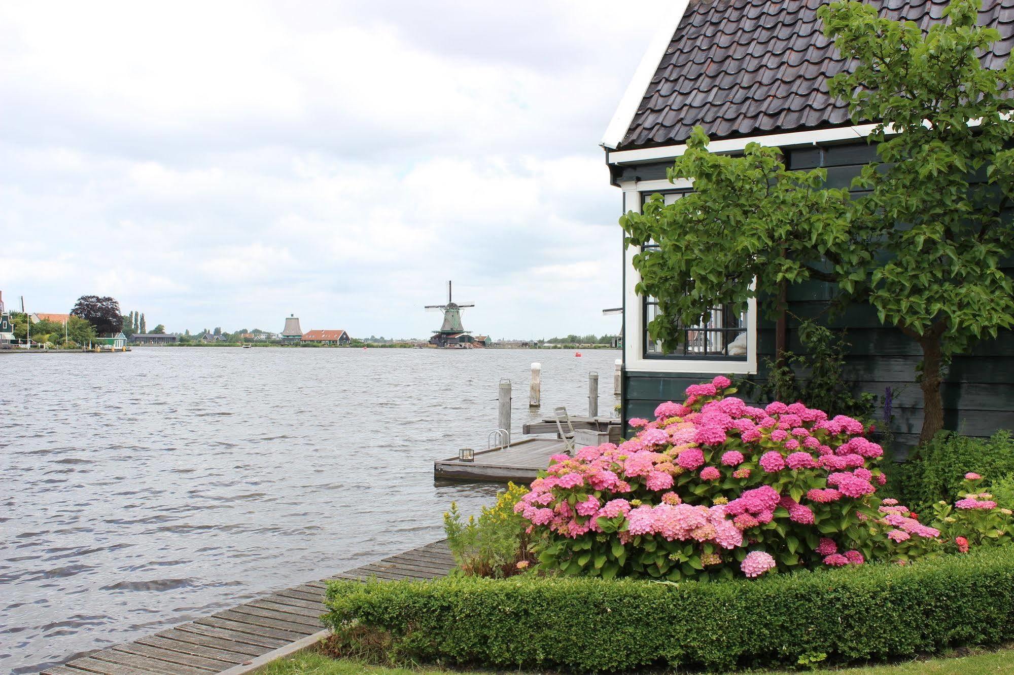 Stay Overnight At Windmill Village Zaanse Schans - Amsterdam Заандам Екстериор снимка